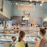  at Gelarto Rosa - Szent István in Budapest