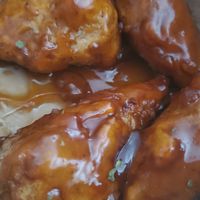 Dynamite wings at Something Vegan in Toluca Lake