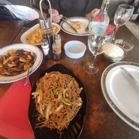 Noodles con verdure, funghi fritti e bambù, tofu con curry at Restaurante China Town in Fuerteventura