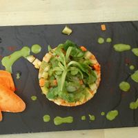 Tartaleta de Hummus con mijo  at Amaranta Biobar in Valencia