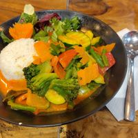 Rotes Thai-Curry mit frischem Gemüse at Minmin - Stuttgart HBF in Stuttgart