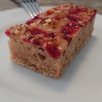 Johannisbeer-Bananenkuchen at Indigo Elephant in Basel