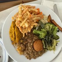 5 dish plate   at A Colmeia in Lisbon