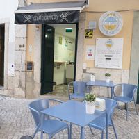 Outside view at Gelato Davvero in Lisbon