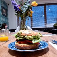 Bagel with avocado and eggplant at Sanseveria Bagelsalon in Bruges