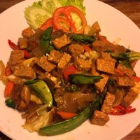 Noodle dish with tempeh at Ethos in Bangkok