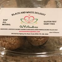 Dessert is delicious - try these vegan macaroons  at Bowl Spot in Port St Lucie