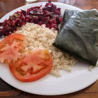 Lunch of the day: rice, tamale and beetroot salad at Ananda - Calle Hermano Miguel in Cuenca