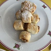 Lotus rolls 🤤  at  Cafe Landwer in Vaughan