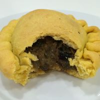 empanada vegan at Celeiro - Dezembro in Lisbon