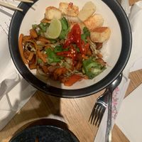 rice bowl with veggies, tofu, sweet potatoes and chilantro at Wagamama in Bratislava