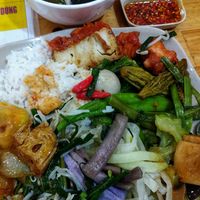 Buffet spread 👌🏼 at BoDe Chay in Phu Quoc