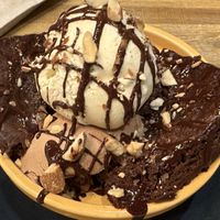 Brownie sundae   at Sage Regenerative Kitchen in Pasadena