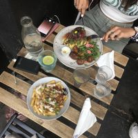 Mac and cheese, no fish burger  at Aujourd'hui Demain Cafe in Paris