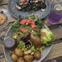 Brunch at Aujourd'hui Demain Cafe in Paris