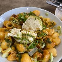 Buratta mac'n'cheese at Aujourd'hui Demain Cafe in Paris