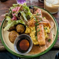 Brunch at Aujourd'hui Demain Cafe in Paris