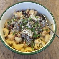 Best vegan Mac n cheese 🧀   at Aujourd'hui Demain Cafe in Paris