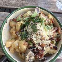 Mac and cheese carbonara   at Aujourd'hui Demain Cafe in Paris