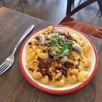 マカロニチーズ at Aujourd'hui Demain Cafe in Paris