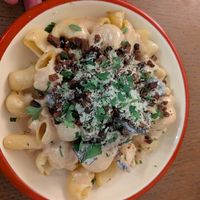 Mac and cheese carbonara at Aujourd'hui Demain Cafe in Paris