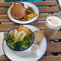 Burger and green bowl at Aujourd'hui Demain Cafe in Paris