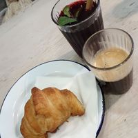 The croissant was very good!! So were the drinks at Aujourd'hui Demain Cafe in Paris