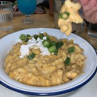 Mac and no cheese at Aujourd'hui Demain Cafe in Paris