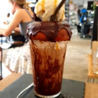 Royal freakshake at Aujourd'hui Demain Cafe in Paris