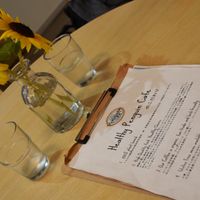 "Heat healthy, be happy"  at Healthy Penguin Cafe in Matsumoto