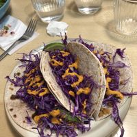 Refreshing savoury vegan tacos at Healthy Penguin Cafe in Matsumoto