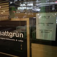 Hours outside at Sattgrün in Dusseldorf