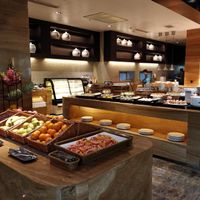 Food station fruit at Amitabha Hotel Vegetarian - 阿弥陀佛大饭店·自助餐厅 in Fuzhou