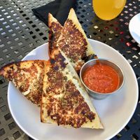 Garlic cheese bread at Fox & Fig in Savannah