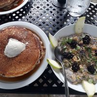 Gunslinger pancakes & soaked chia porridge at Fox & Fig in Savannah