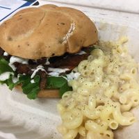 Buffalo chick’un ranch with Mac n cheese at Murray Hillbilly in Jacksonville