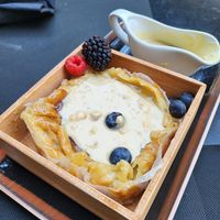 Patissier with white chocolate macadamia at Wild Food in Granada