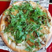 Pizza tartufata : good (with mushroom and tempeh) at Wild Food in Granada