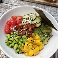 Poke bowl tropical at Wild Food in Granada