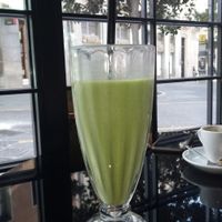 Popeye smoothie at Wild Food in Granada