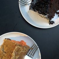 Carrot cake and chocolate cake at Wild Food in Granada