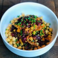 Chili de Garbanzos y Alubias at Wild Food in Granada