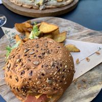 Hamburguesa Beyond at Wild Food in Granada