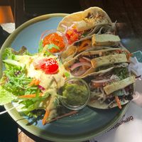  at W Der Imbiss - Nollendorfplatz in Berlin