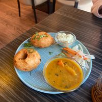 Vada Vorspeise   at W Der Imbiss - Nollendorfplatz in Berlin