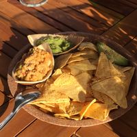 Starter: Nachos with guacamole and soy-dip at Shamar Bar Restaurante in Fuengirola