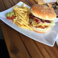 Vegan Burger at Shamar Bar Restaurante in Fuengirola