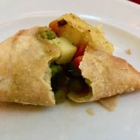 samosas at Os Tibetanos in Lisbon