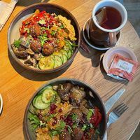 Lebanese bowl with tea at TICH Healthy Living in Brussels