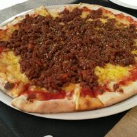 Pizza barbacoa at Pizza Basta Restaurante in Cambrils